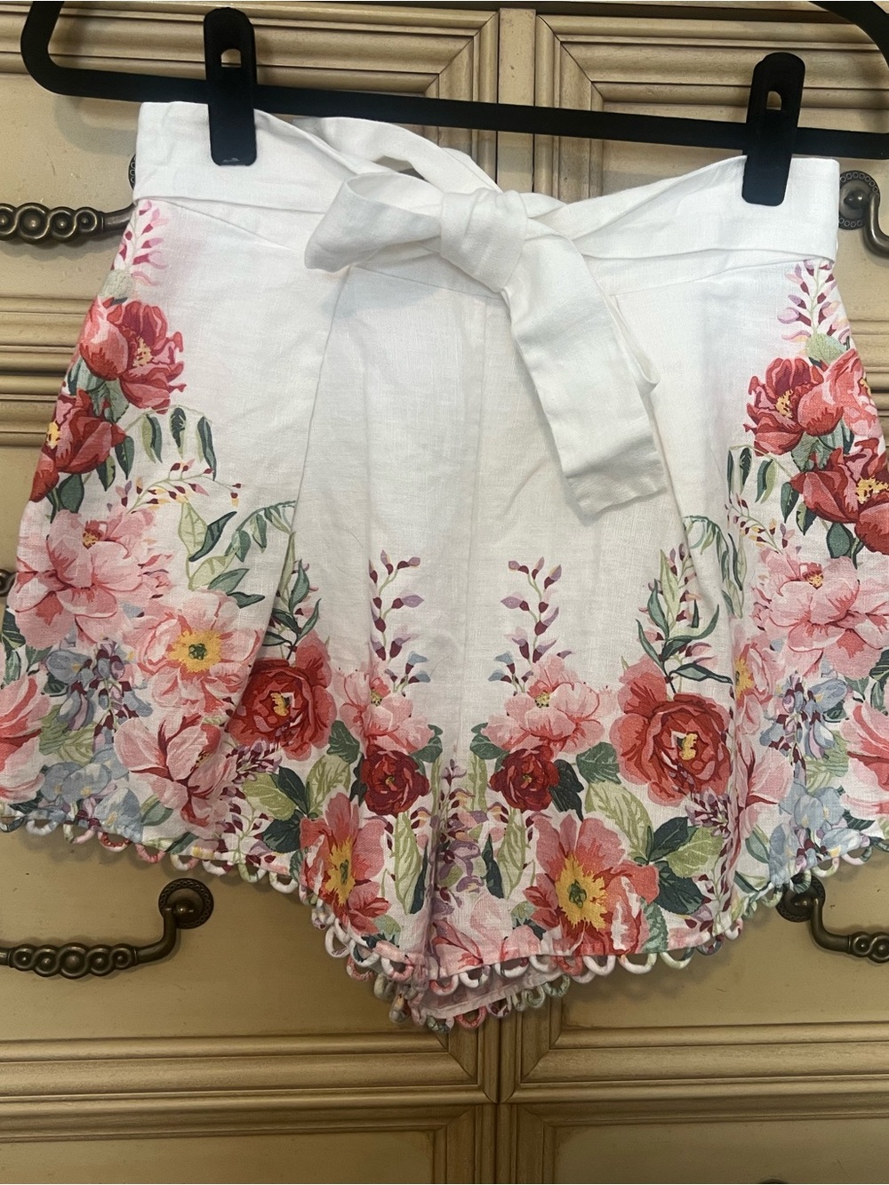 Zimmermann White Floral Multi Colored Tie Belt Anglaise Shorts 6 8 Medium